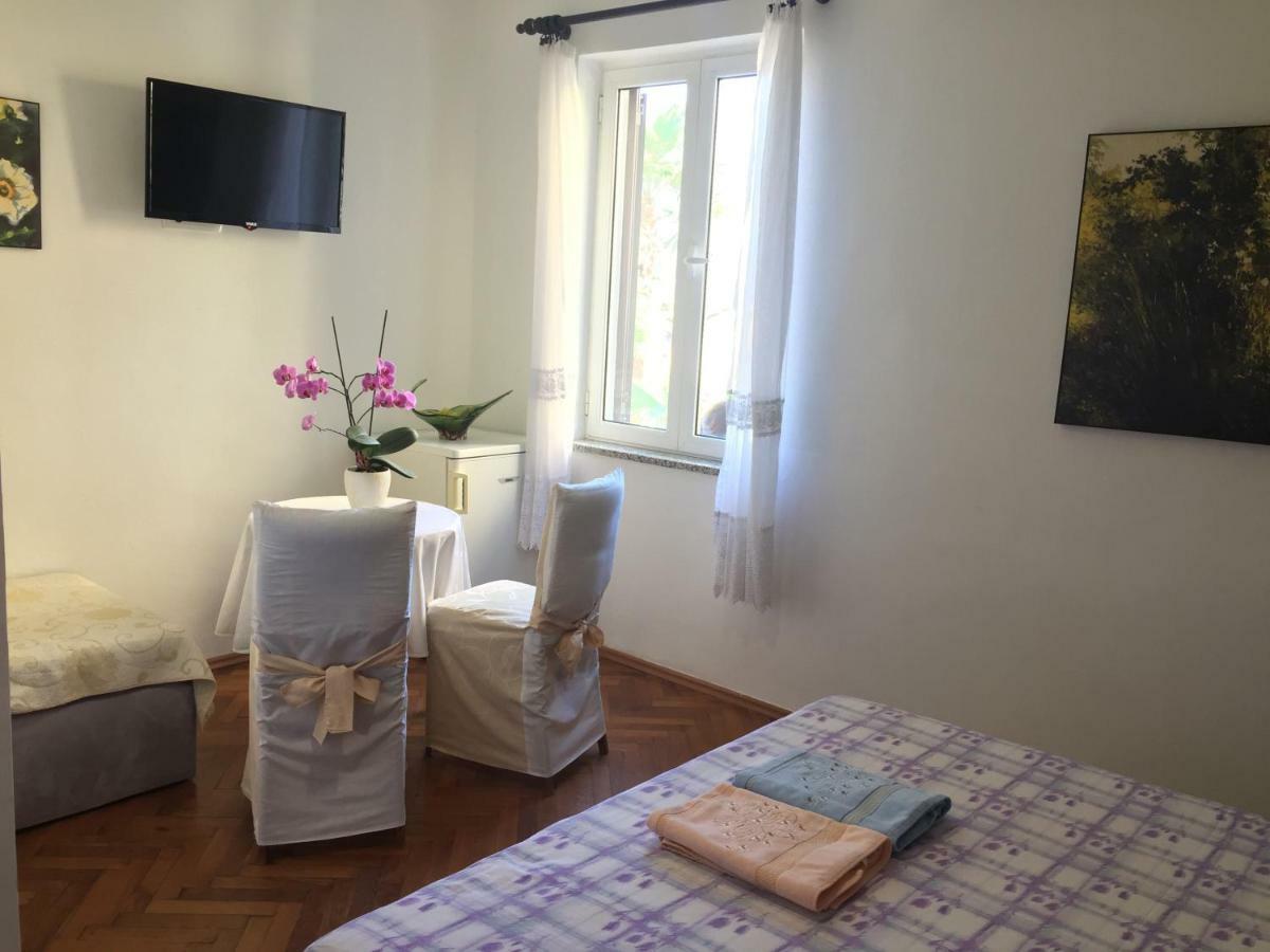 Rooms Tusculum โอปาติยา ภายนอก รูปภาพ